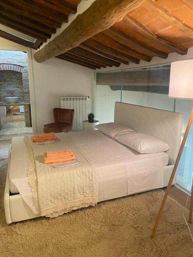 Apartment La Torre Di Borgunto - Piazza Grande *
