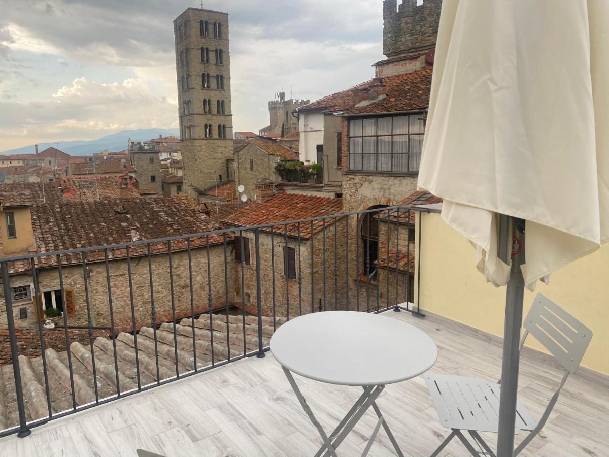 La Torre Di Borgunto - Piazza Grande Apartment