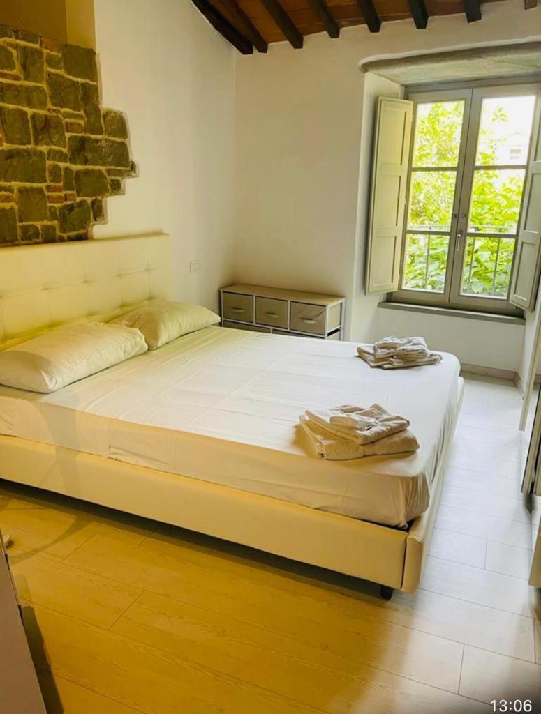 Apartment La Torre Di Borgunto - Piazza Grande